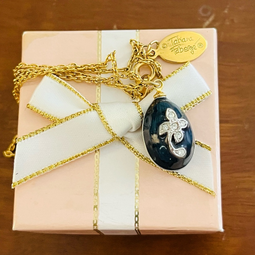 Vintage Tatiana Faberge Imperial Collection Egg Pendant
